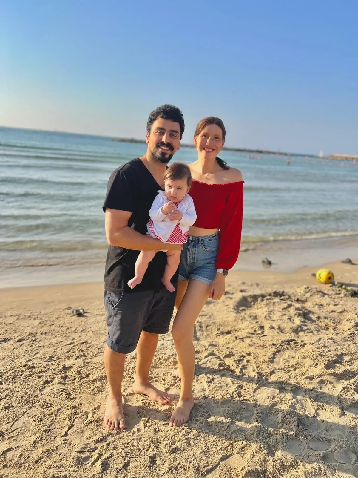 Eva, Michael and Lara — the family behind Whimbel — at the beach